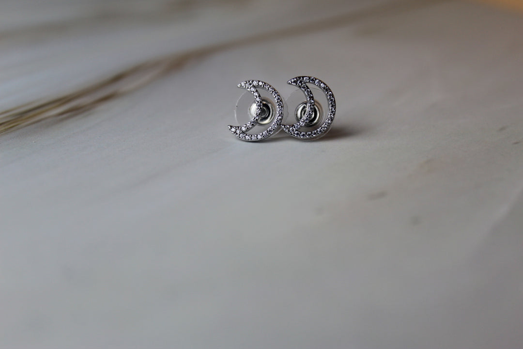 Lailah Gold Dipped Moon